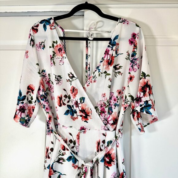 White & Black Stripes and Floral Print Flutter Sleeve Tie Waist Rompers XXL - Picture 6 of 11